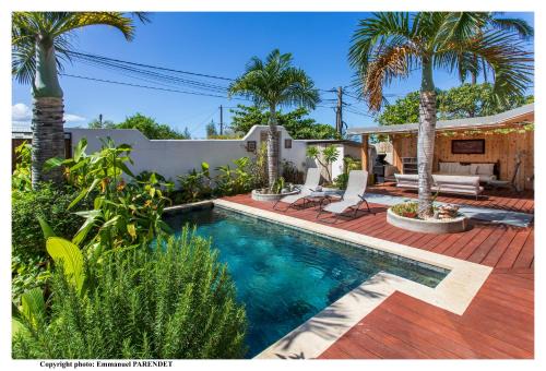 St Gilles-les-Bains Villa | VILLA MAÏDIANA classée 4 étoiles - Villa 10 Pers - Piscine chauffée à 200 m du lagon de Trou d'eau - ST-GILLES-LES-BAINS