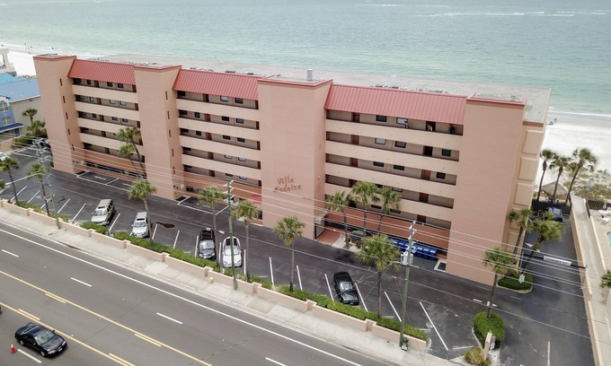 Madeira Beach Condo | Villa Madeira by TRS