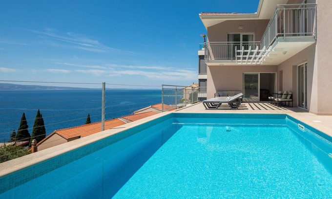 Borak Villa | Villa MAM with private pool, 4 bedrooms, 5 bathrooms, 10 persons max