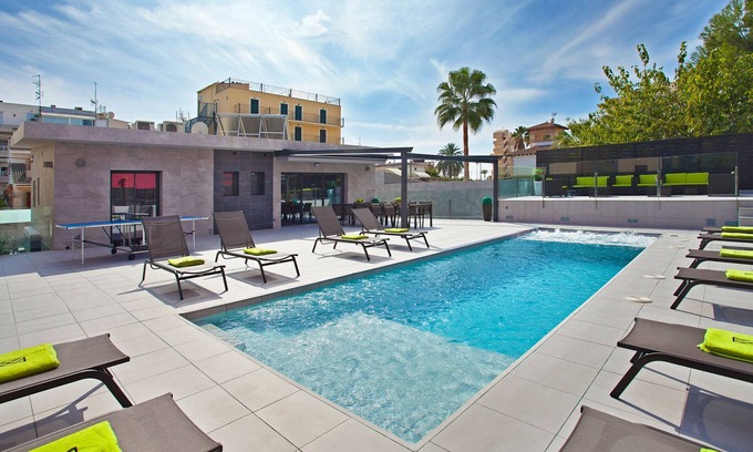 Les Meravelles Villa | Villa Maravilla - with private swimming pool
