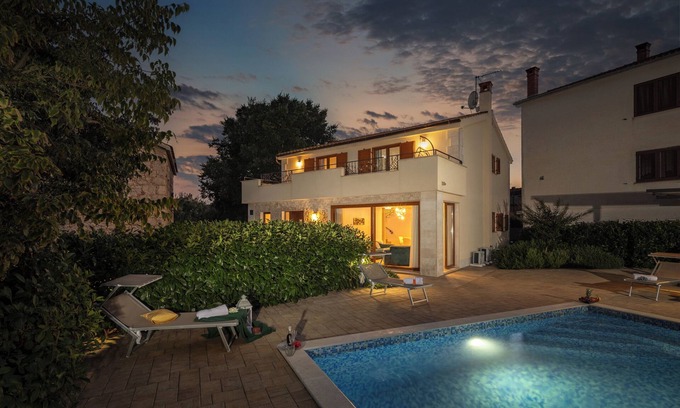 Sveti Anton House | Villa Mare With Private Pool And Garden, Malinska, Croatia