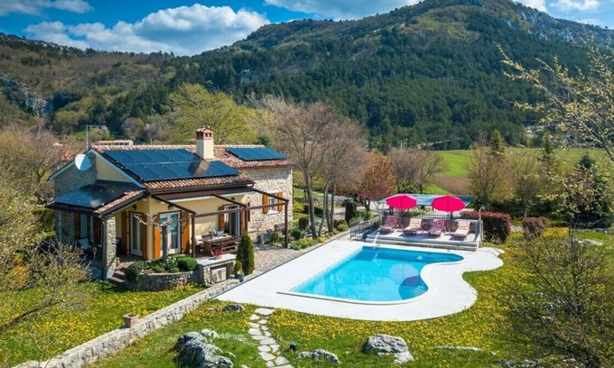 Lupoglav Villa | Villa Marija Učka in Brest pod Učkom - Haus für 4-6 Personen