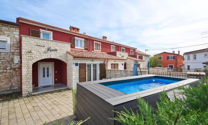Radini House | Villa Maris by Interhome