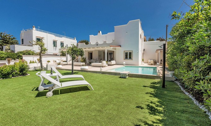 Ostuni Villa | Villa Mediterranea by Perle di Puglia