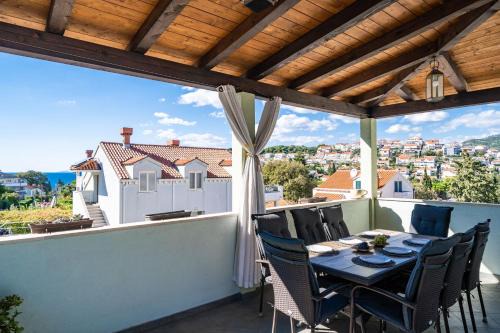 Lapad Villa | Villa Mikica - above Sunset beach
