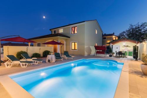 Orbanici House | Villa Monique