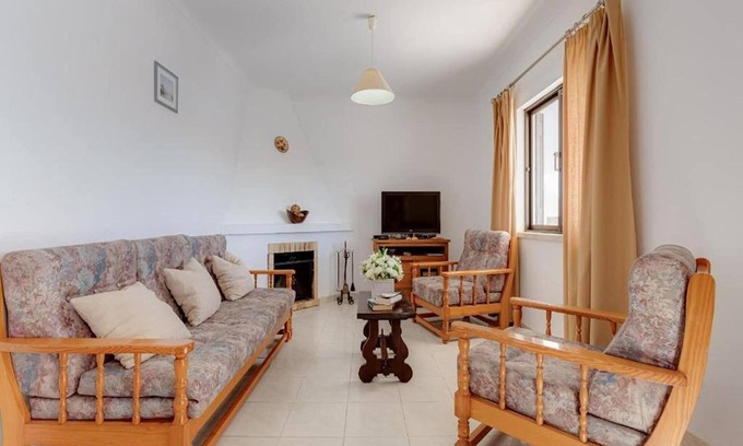 Praia da Luz Villa | Villa near Luz Beach with Private Pool