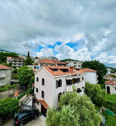 Topla House | Villa Nena