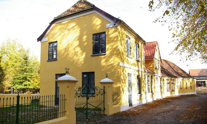 Petersdorf Villa | Villa Nikolaj - Historisches Pastorat