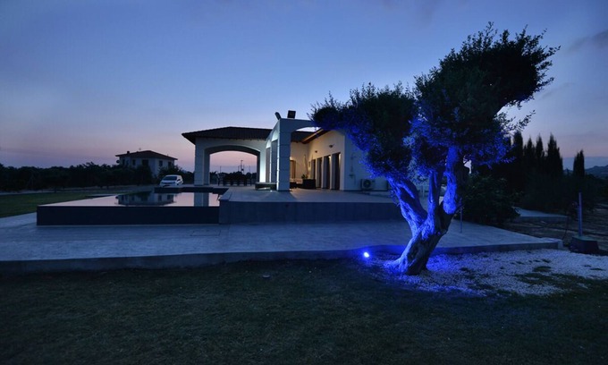Maroni Villa | Villa Olivo Maroni, Charming 3-Bedroom VILLA with Private Pool in 4000sm plot