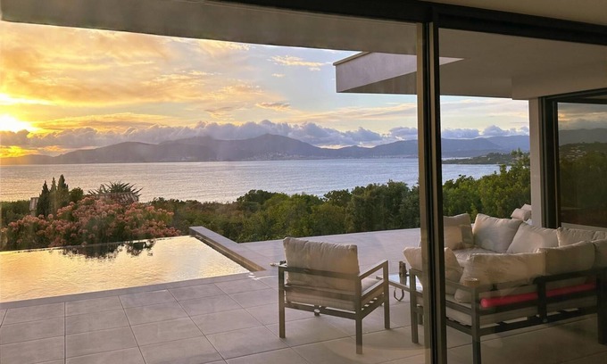 Corse-du-Sud Villa | Villa OLYMPE - 4 bedrooms, swimming pool, panoramic sea view