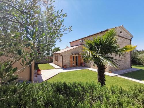 Krnica Villa | Villa ORADA in Krnica mit Pool für 6 Personen