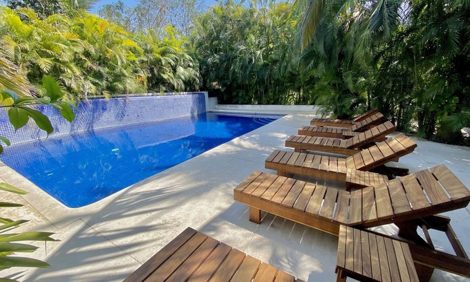 Ixtapa - Zihuatanejo Villa | Villa Palomas A Unos Pasos De Playa La Ropa