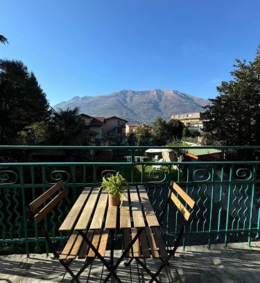 Dervio Apartment | Villa Paruzzi eleganza storica a 6 minuti a piedi dal lago di Como
