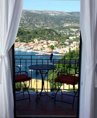Sivota Apartment | Villa Polyxeni