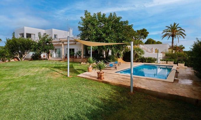 Portopetro Ski Chalet | Villa Punta des Port 13 by dracmallorca