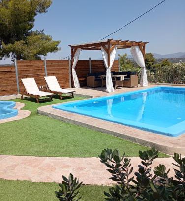 Petrothalassa House | Villa Red Porto Cheli