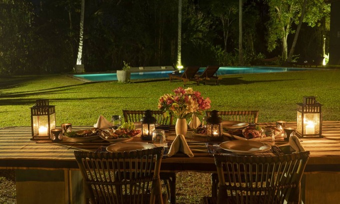 Ambalangoda Villa | Villa Ronnaduwa - Colonial Villa with massive garden (30,000ft2), pool and staff