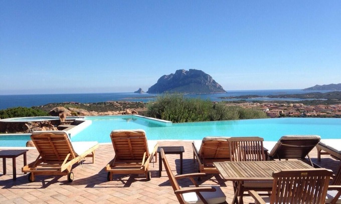 Porto San Paolo House | Villa Salamandra is a Luxury Villa Rentals in Sardinia