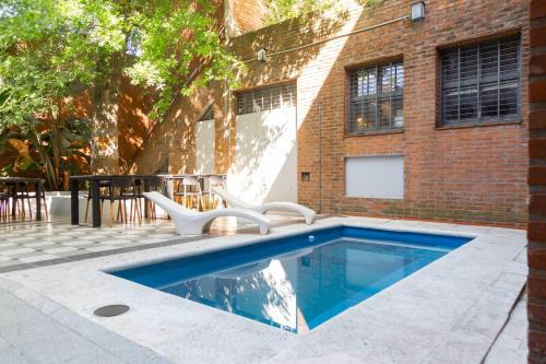 Palermo House | Villa Salvador 4600 - 5 Bd Unique Villa Pool & BBQ Plaza Armenia