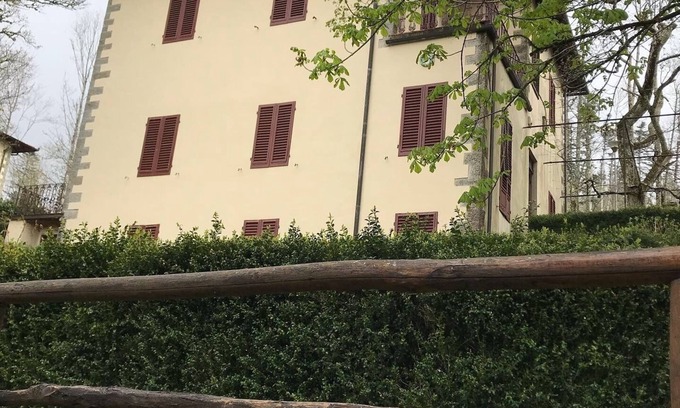 Saltino Villa | Villa Serena of Lapigio