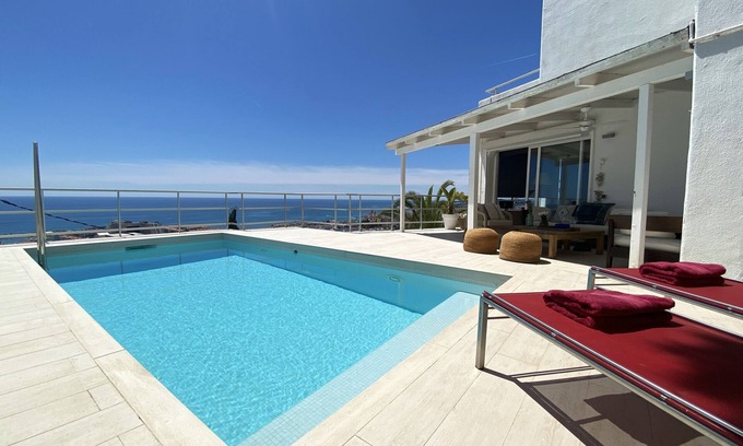 Sitges Villa | Villa Sitges Altavista. Breathtaking view. Beach 18 min walk. A/C South.