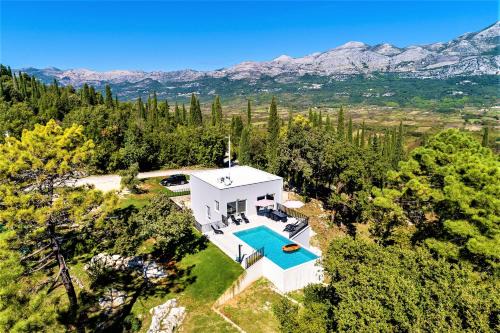 Komaji Villa | Villa Splendor