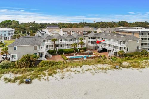 Myrtle Beach House | Villa Steps to Ocean Private Garage Breathtaking View