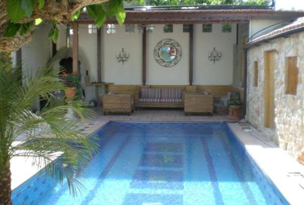 Aradippou Bed & Breakfast | Villa Thermopilon