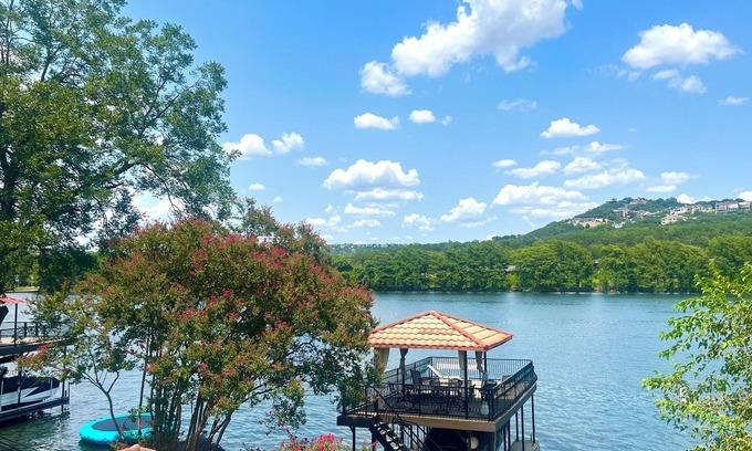 Windy Cove House | Villa Toscana – Rustic Italian Lakeside Retreat - Private Boat Dock and slip
