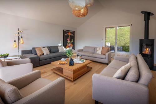 Echarvines Villa | Villa Trois Lauriers - OVO Network