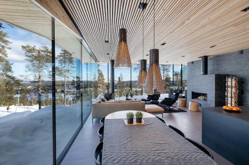 Syote House | Villa Tykkyrinne