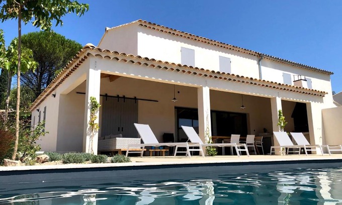 Malaucene Villa | Villa Vintour