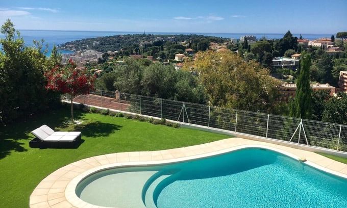 Roquebrune-Cap-Martin Villa | Villa with pool, ranked 5 ⭐️, on the French Riviera between Monaco and Menton