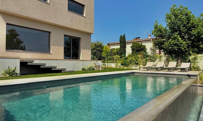 Sorede Villa | Villa with infinity pool 10 minutes from the beaches of Argeles sur mer.
