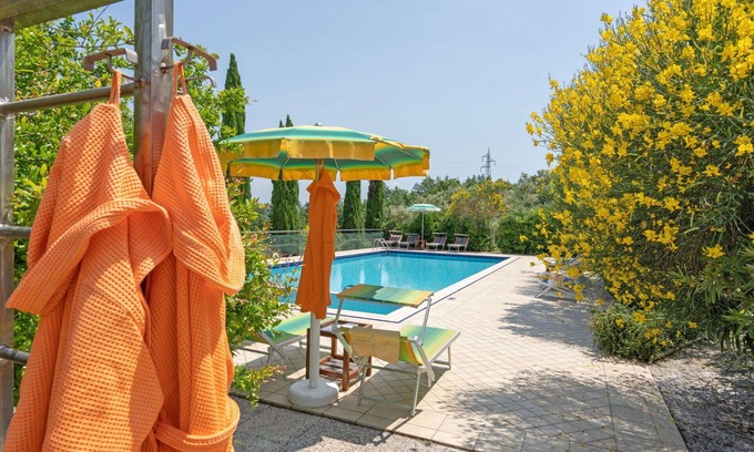 Bobolino Villa | Villa with A/C, WIFI, hot tub, private pool, TV, terrace, pets allowed, panoramic view, parking