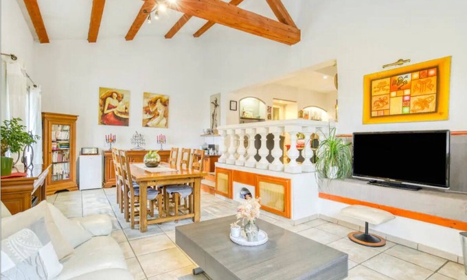Greolieres Villa | Villa with pool and fireplace near sea and mountain.