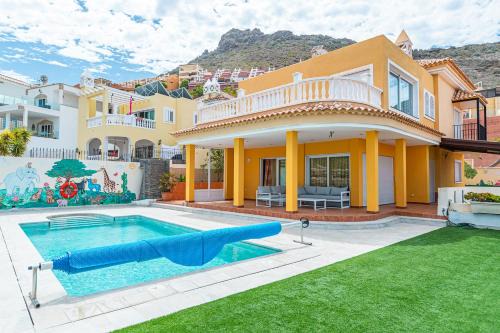 Costa Adeje Villa | Villa with private pool and magnificent views