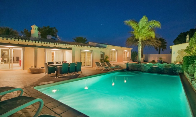 Vila do Bispo Villa | Villa with Private Pool, Fibre optic WIFI, Separate Children's Pool, Games room
