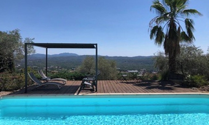 Montauroux Villa | Villa with swimming pool, superb view, wooden pontoon, 3 min from the village (July-August)