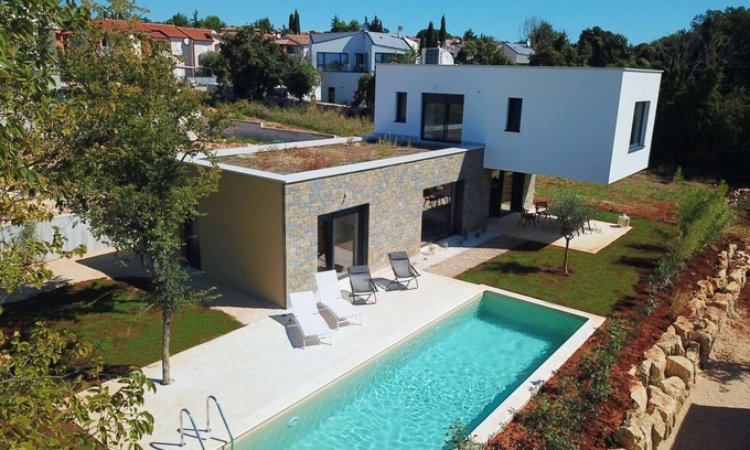 Vabriga Villa | Villa Zen - brand new, in every sense