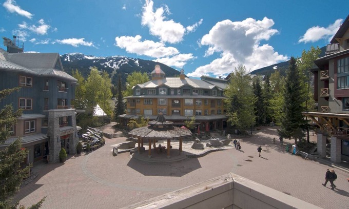 Village North Condo | Village Location mountain views. Steps to everything! Ideal Family getaway
