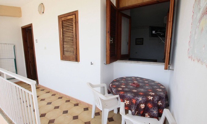 Ricadi RV Rental | Villaggio Hotel Quattro Scogli