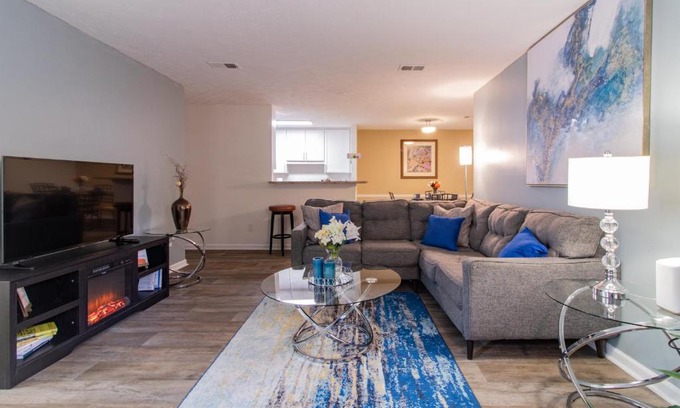 Cumberland Apartment | Vinings Vista Your Serene Escape in Georgia