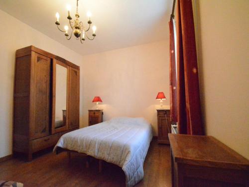 Daverdisse House | Vintage home with pets, cleaning included