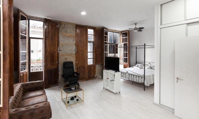 Ribadavia Apartment | Vintage Ribadavia