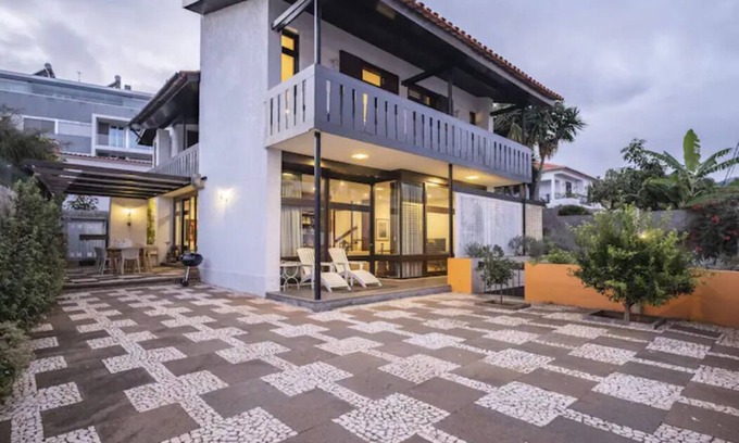 Sao Martinho Villa | VIRTUES :)