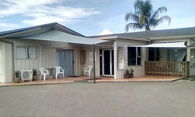 Wairoa Hotel | Vista Motor Lodge