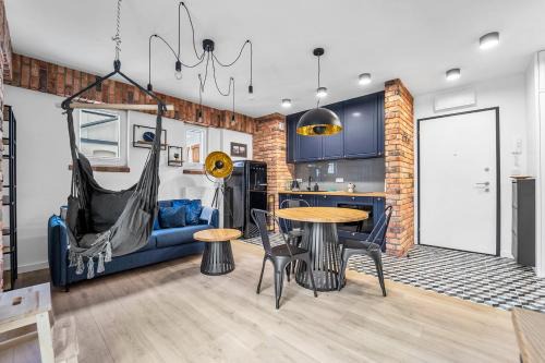 Praga Apartment | Vistula Loft Blue Apartment