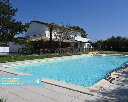 Sirolo Apartment | VIVA2 - Numana, quadrilocale in villa con piscina